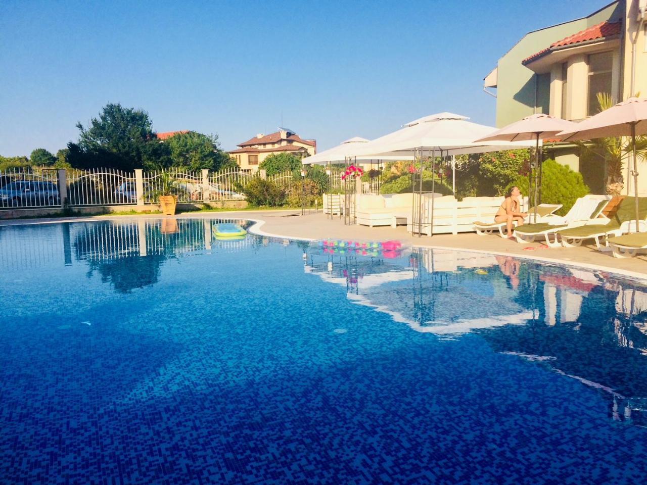 Gardenia Suites Sozopol Exterior foto